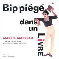 Bip piégé dans un livre